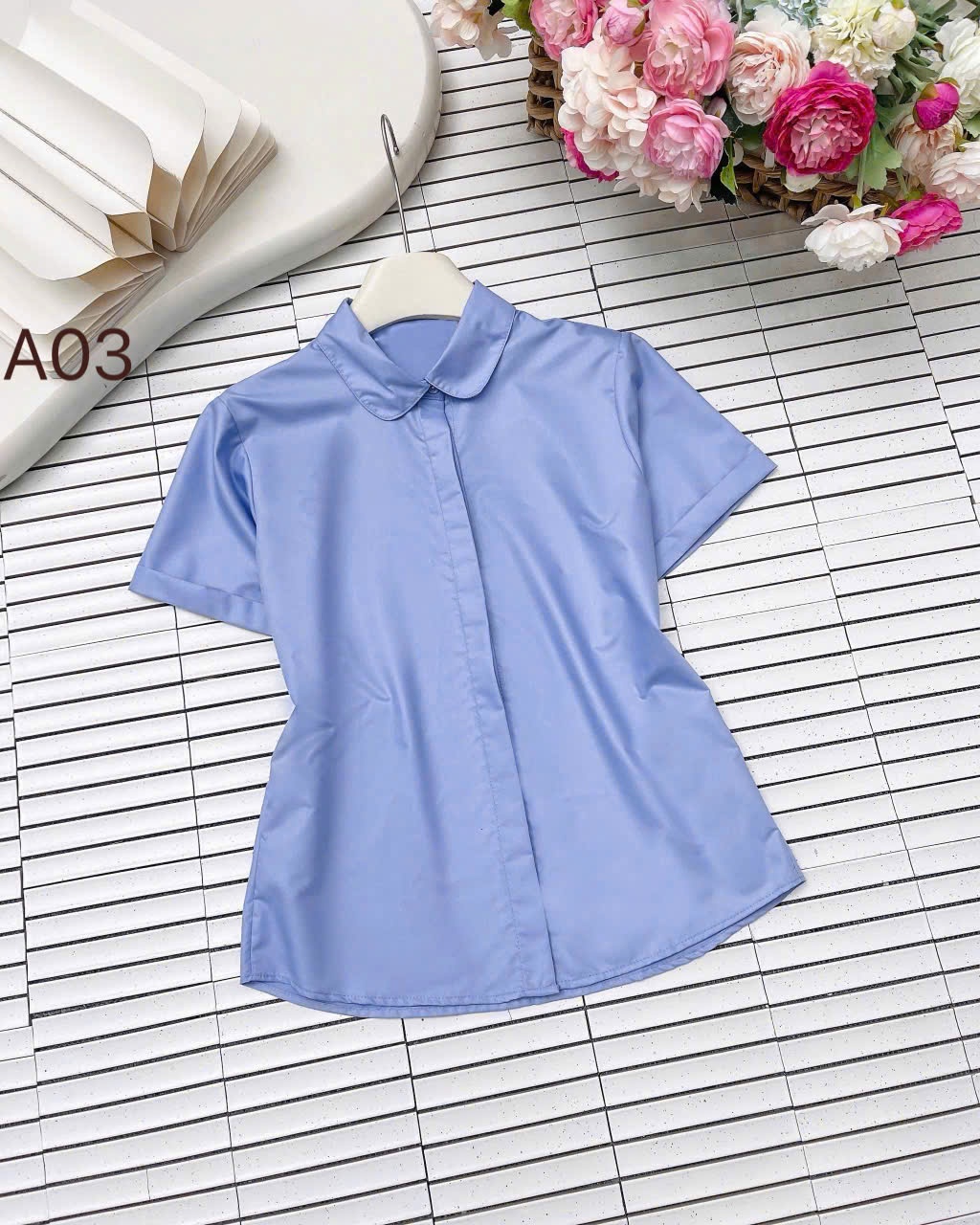 A03 áo trắng cổ sen