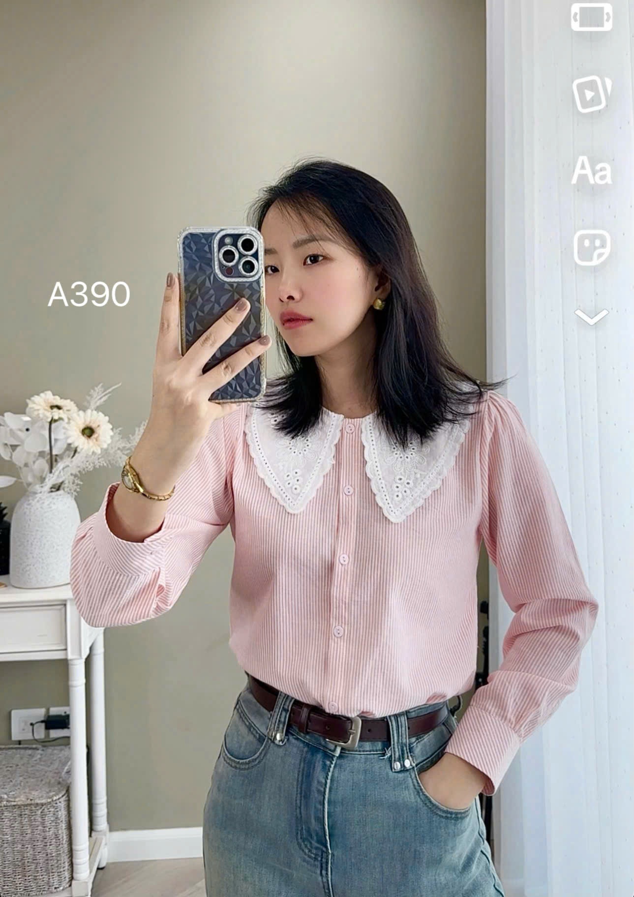 A390 áo kẻ nhỏ cổ ren dài tay