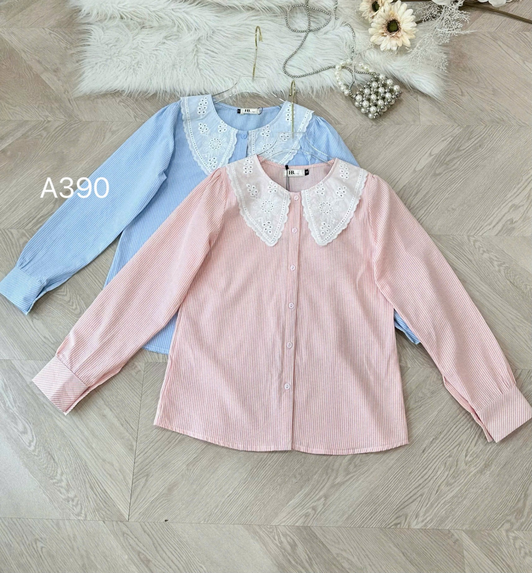 A390 áo kẻ nhỏ cổ ren dài tay