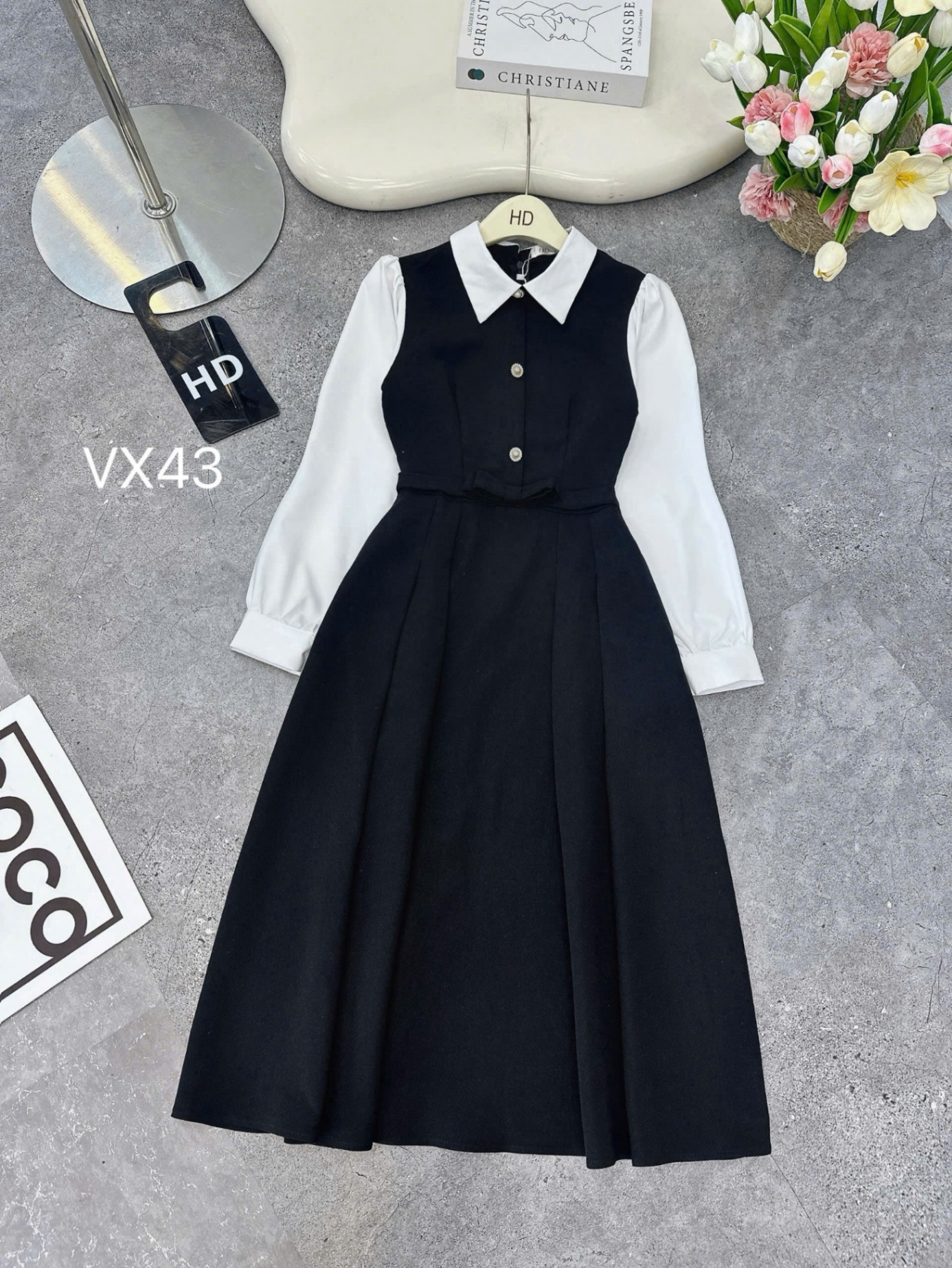 VX43 váy dài tay cổ đức