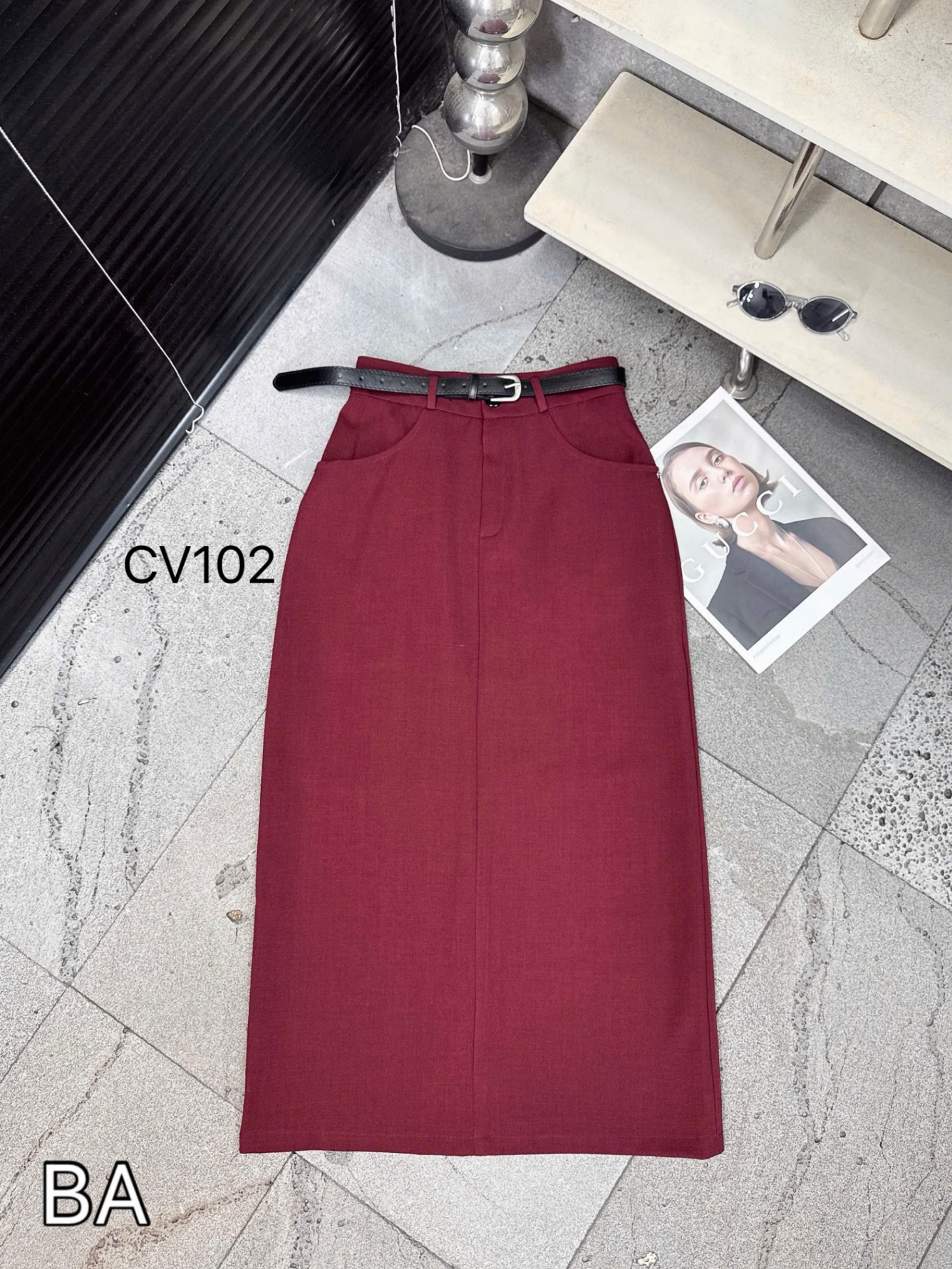 CV102 chân váy 2 túi xẻ sau