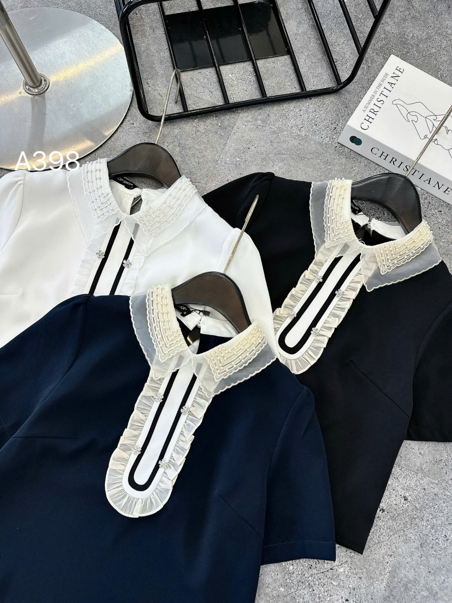 A398 áo cổ ren bèo cườm