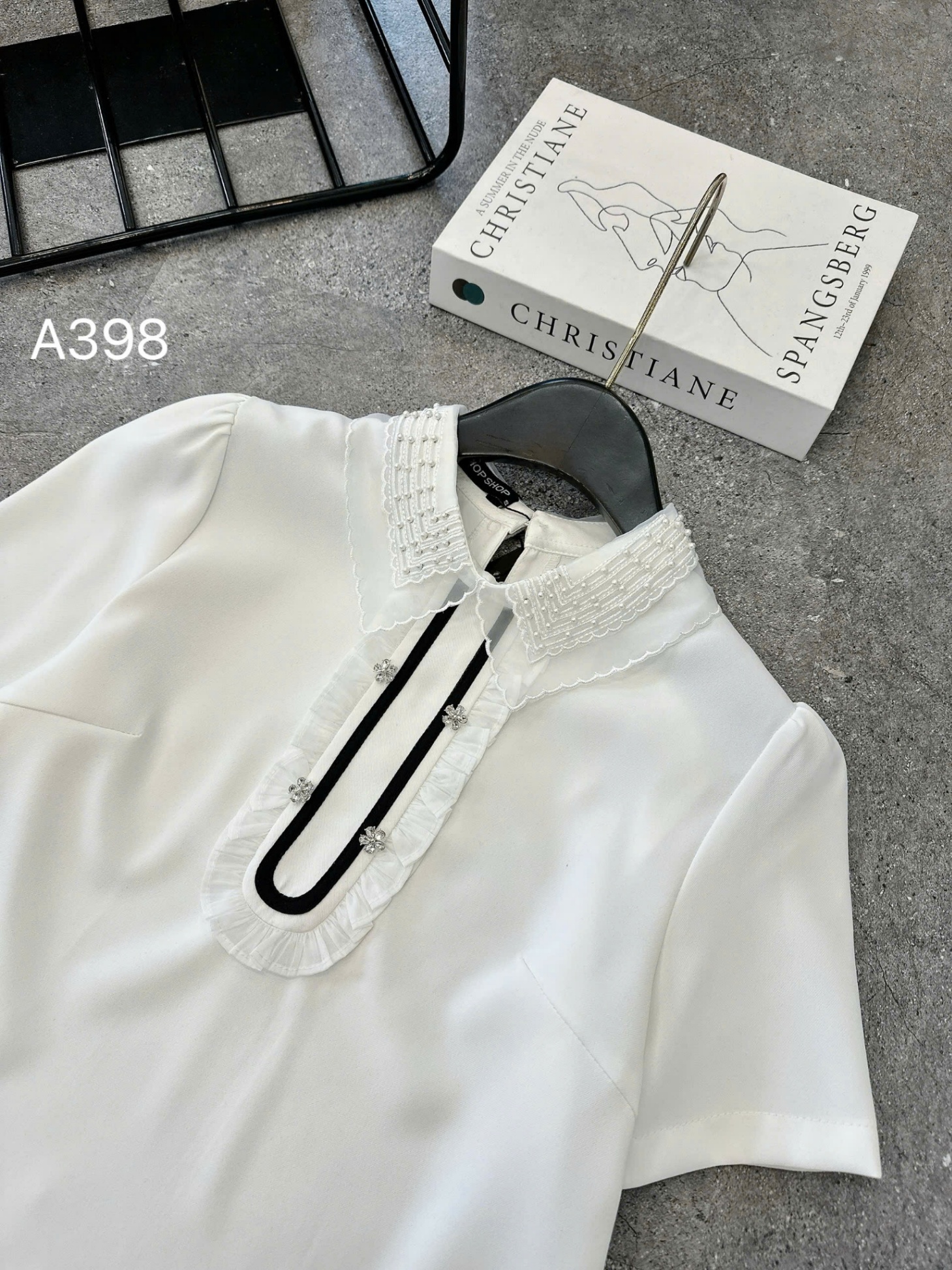 A398 áo cổ ren bèo cườm