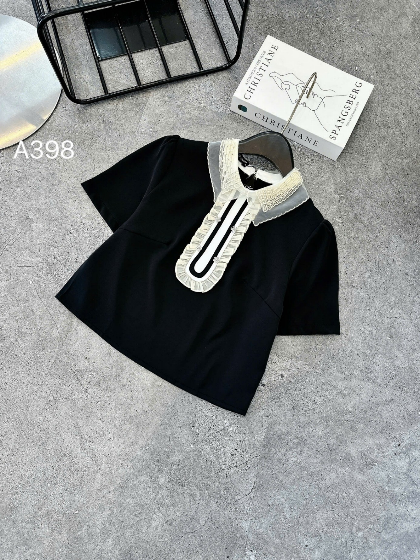 A398 áo cổ ren bèo cườm