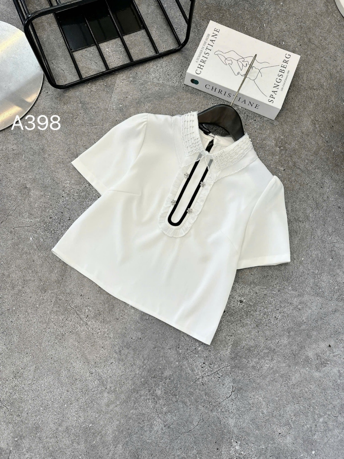 A398 áo cổ ren bèo cườm