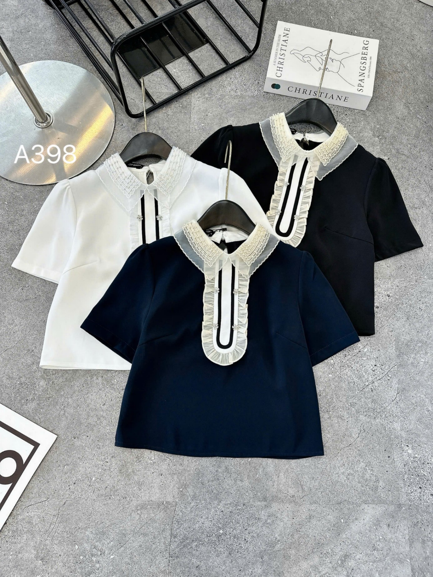 A398 áo cổ ren bèo cườm
