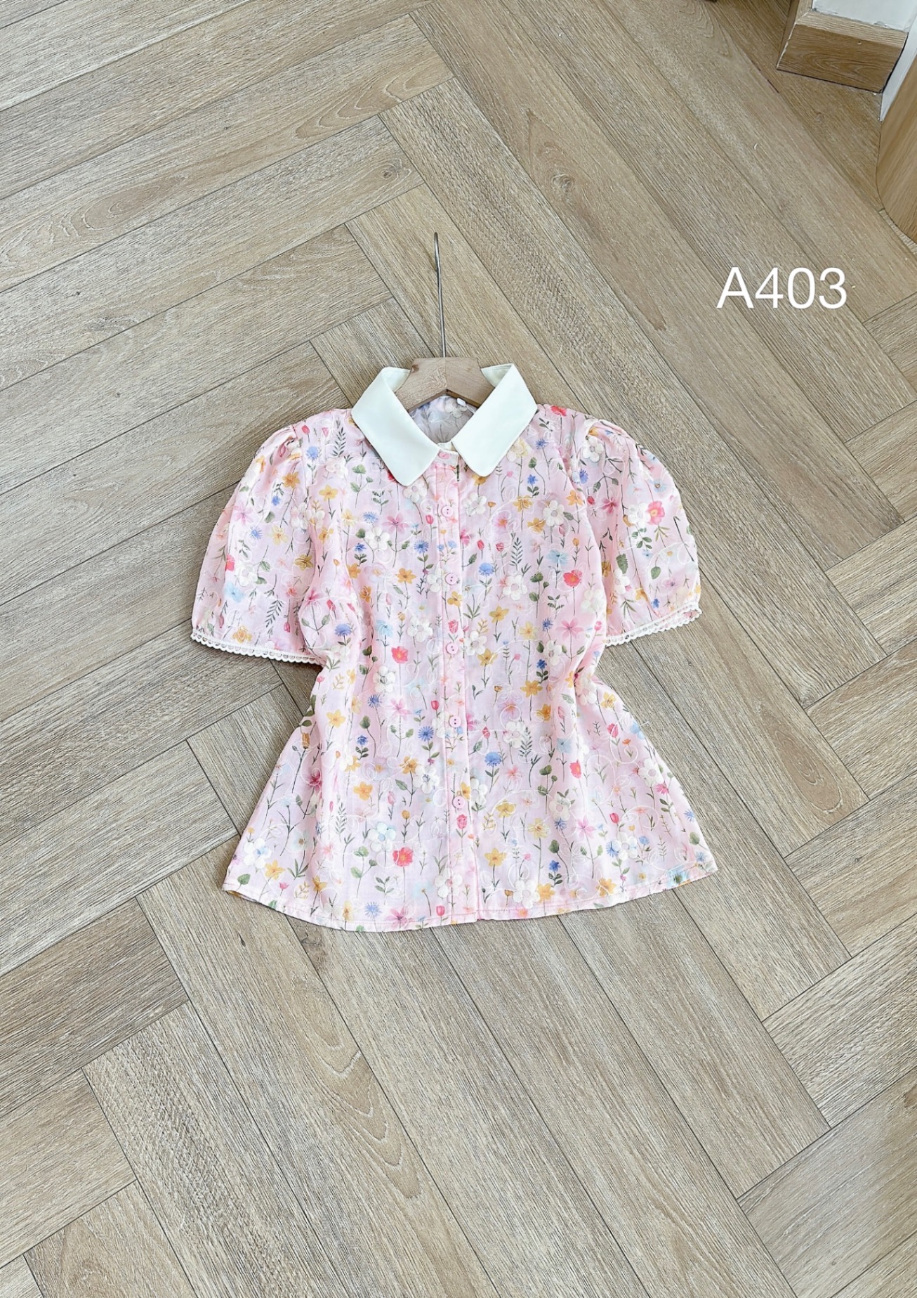 A403 áo ren hoa sắc màu