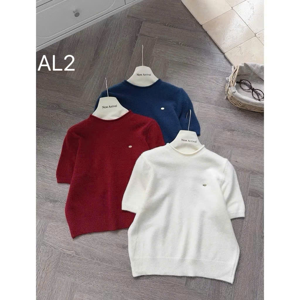 AL2 áo len tag ngực vàng
