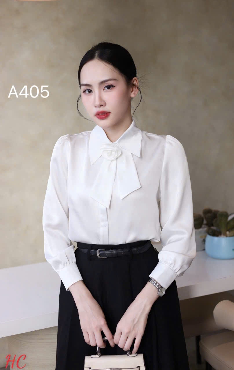 A405 áo lụa dài cổ phối hoa