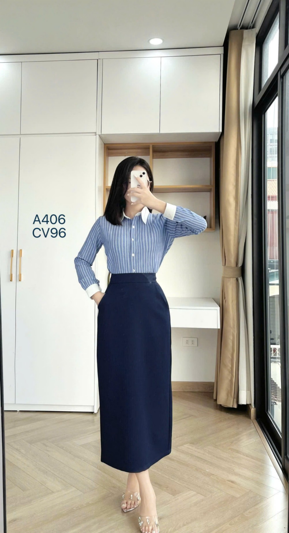 A406 áo kẻ dài cổ trắng