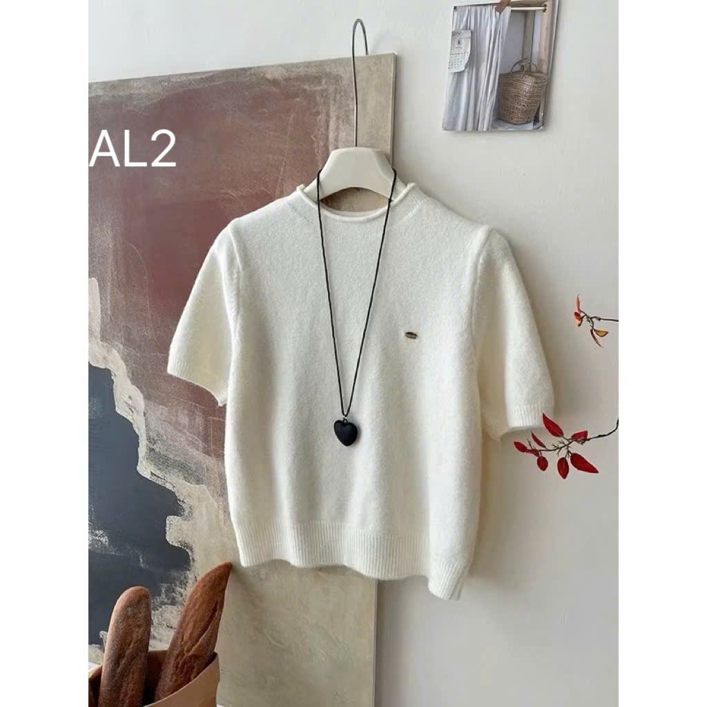 AL2 áo len tag ngực vàng