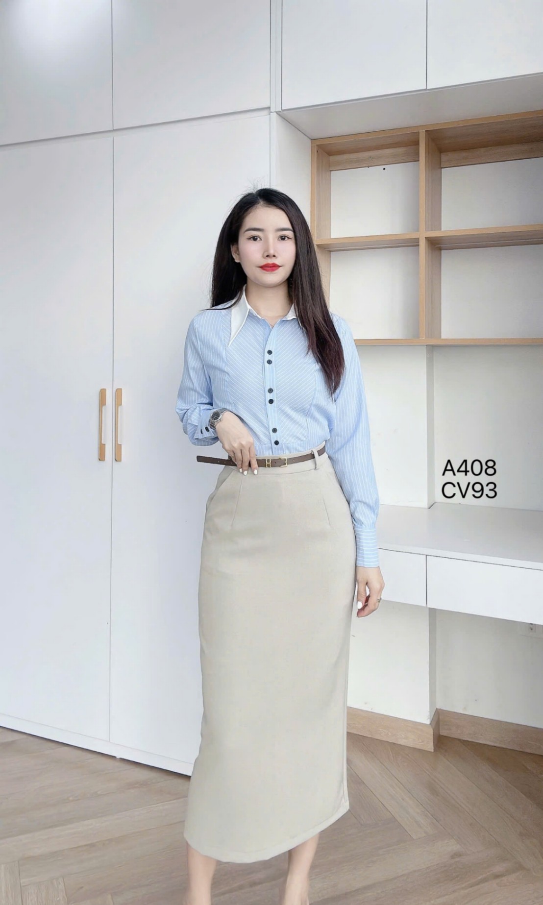 A408 Áo sơ mi kẻ tay dài cổ nhọn