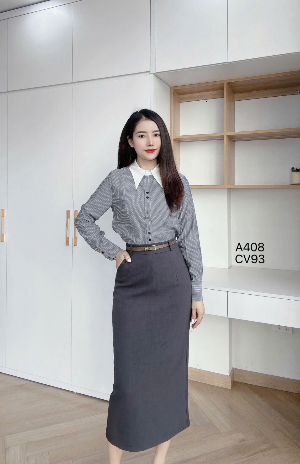 A408 Áo sơ mi kẻ tay dài cổ nhọn