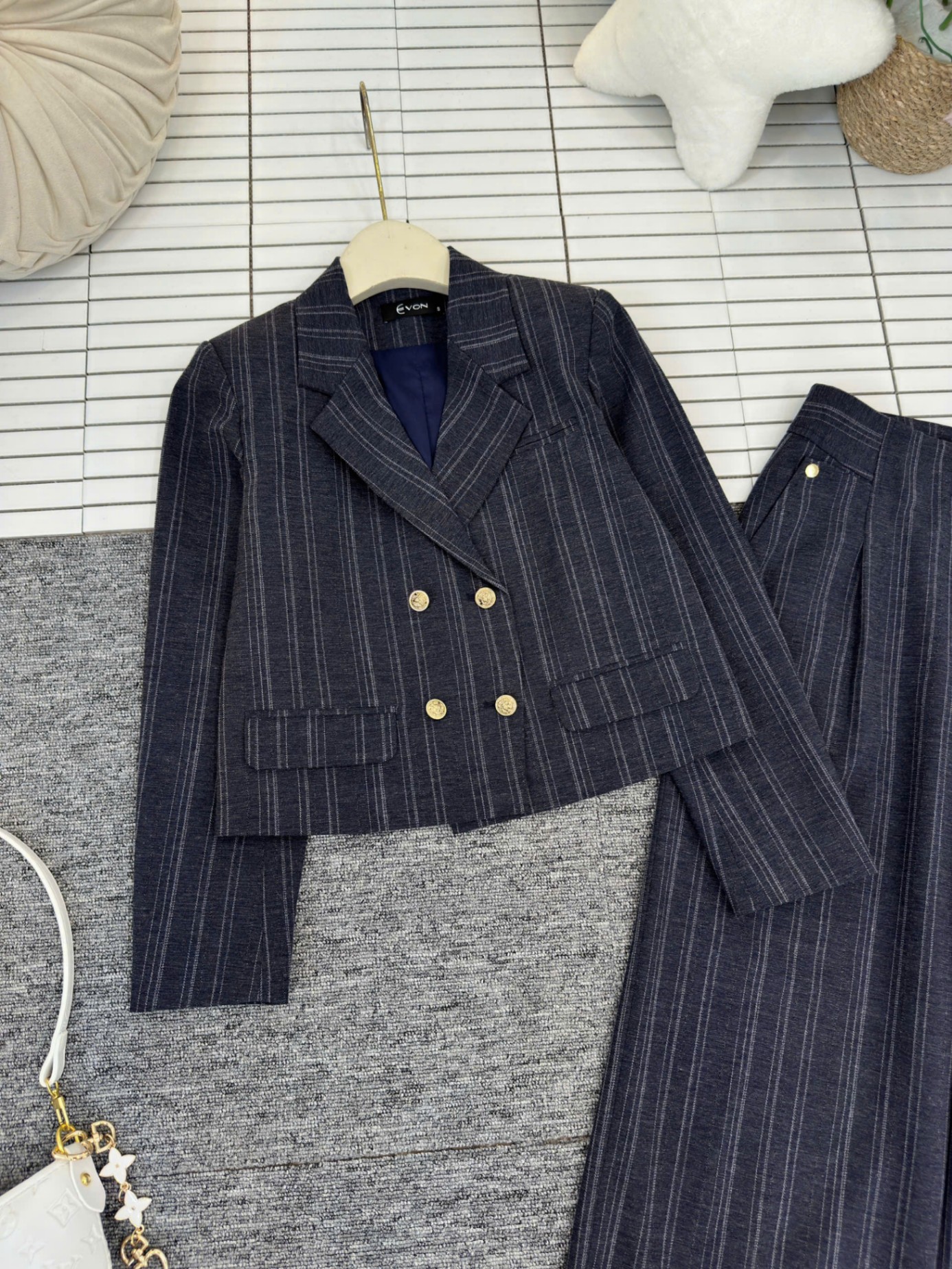 SV5 Set vest kẻ quần xuông