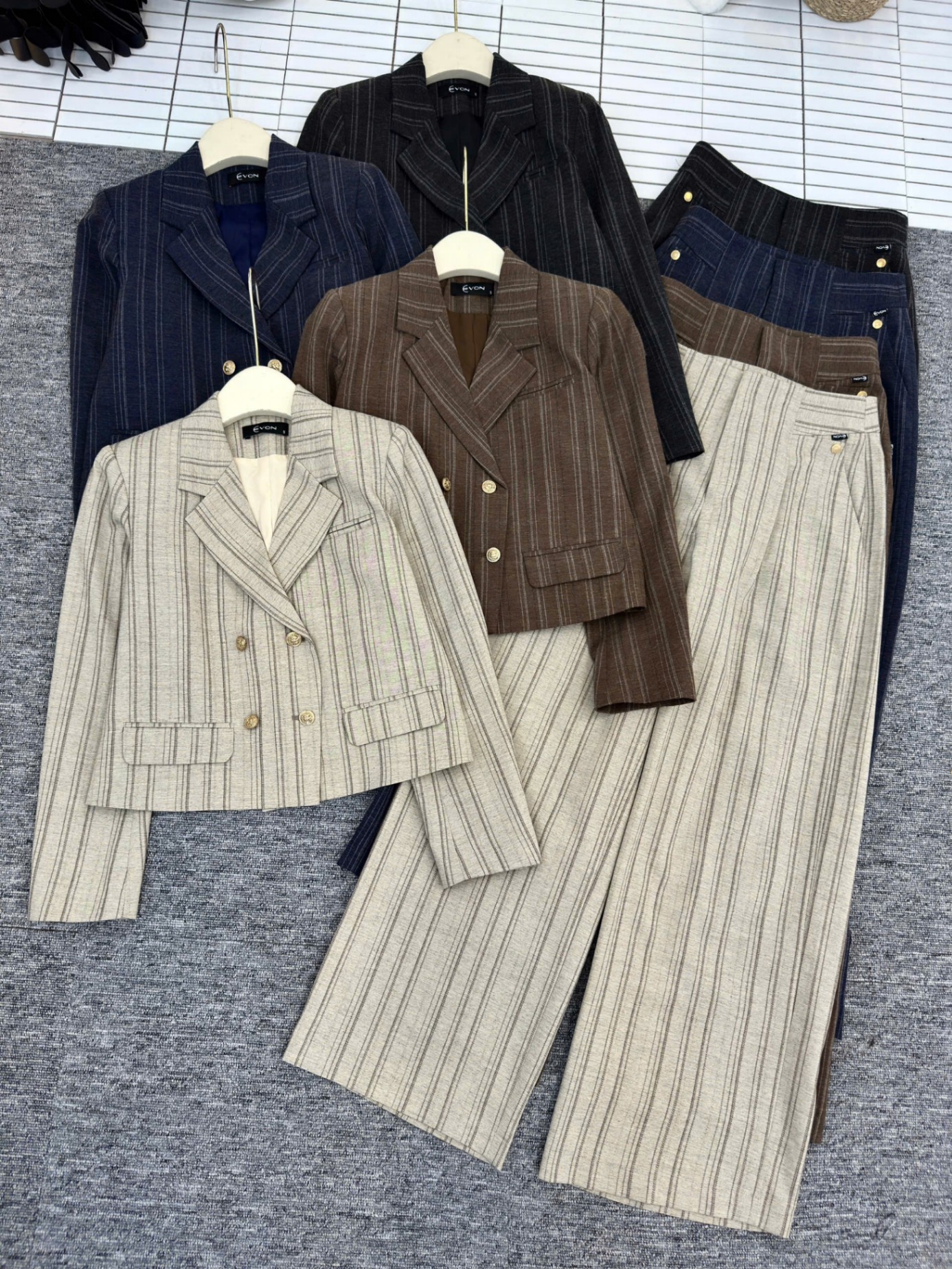 SV5 Set vest kẻ quần xuông
