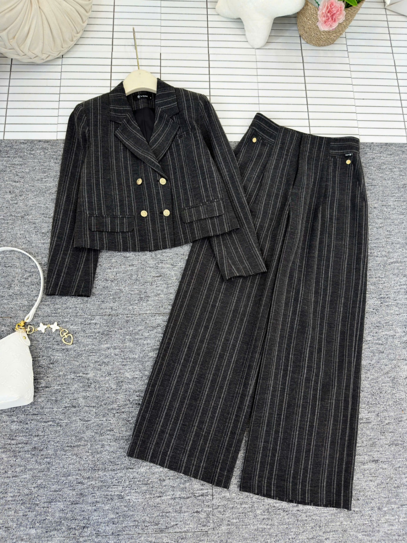 SV5 Set vest kẻ quần xuông