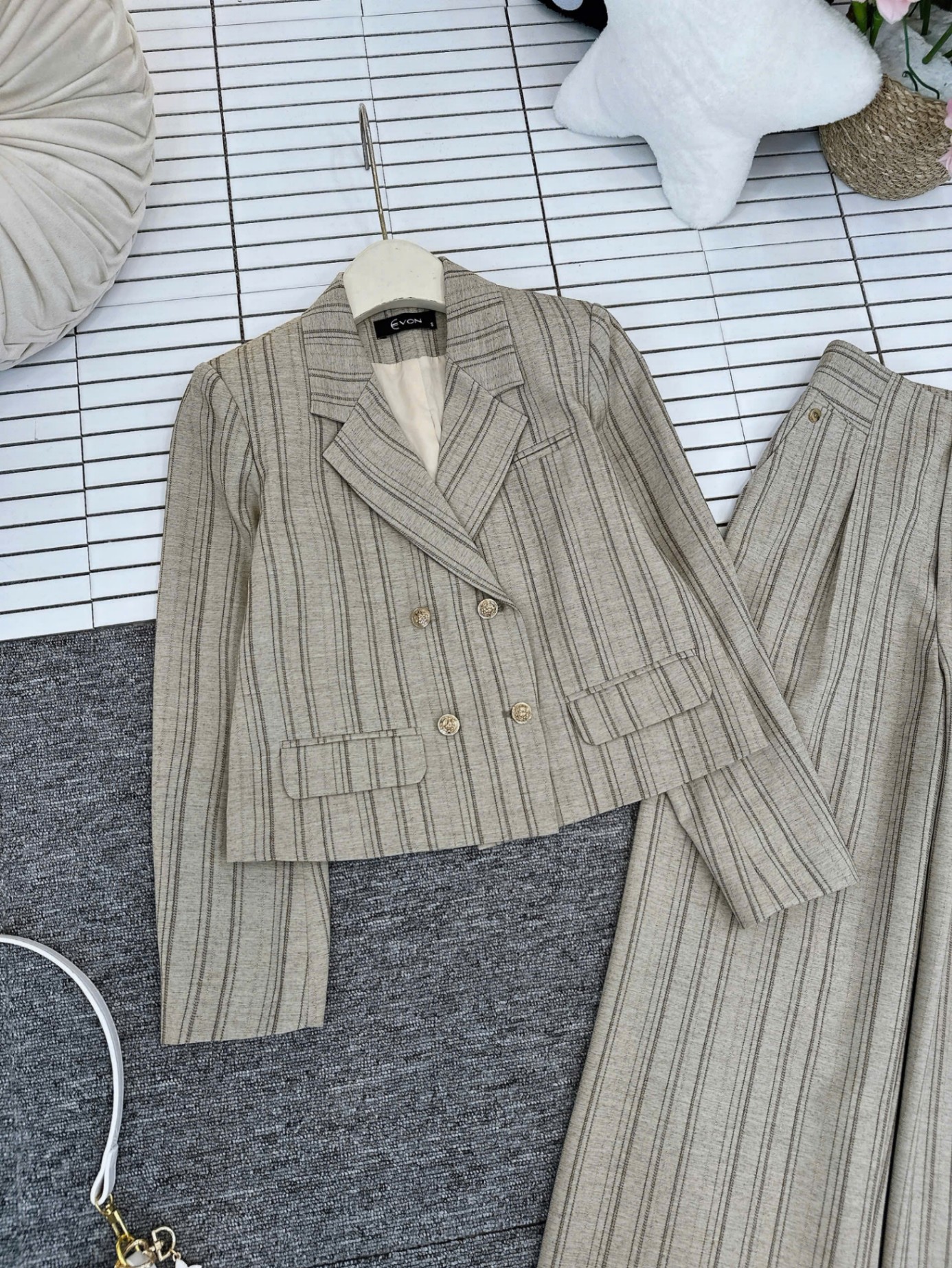 SV5 Set vest kẻ quần xuông