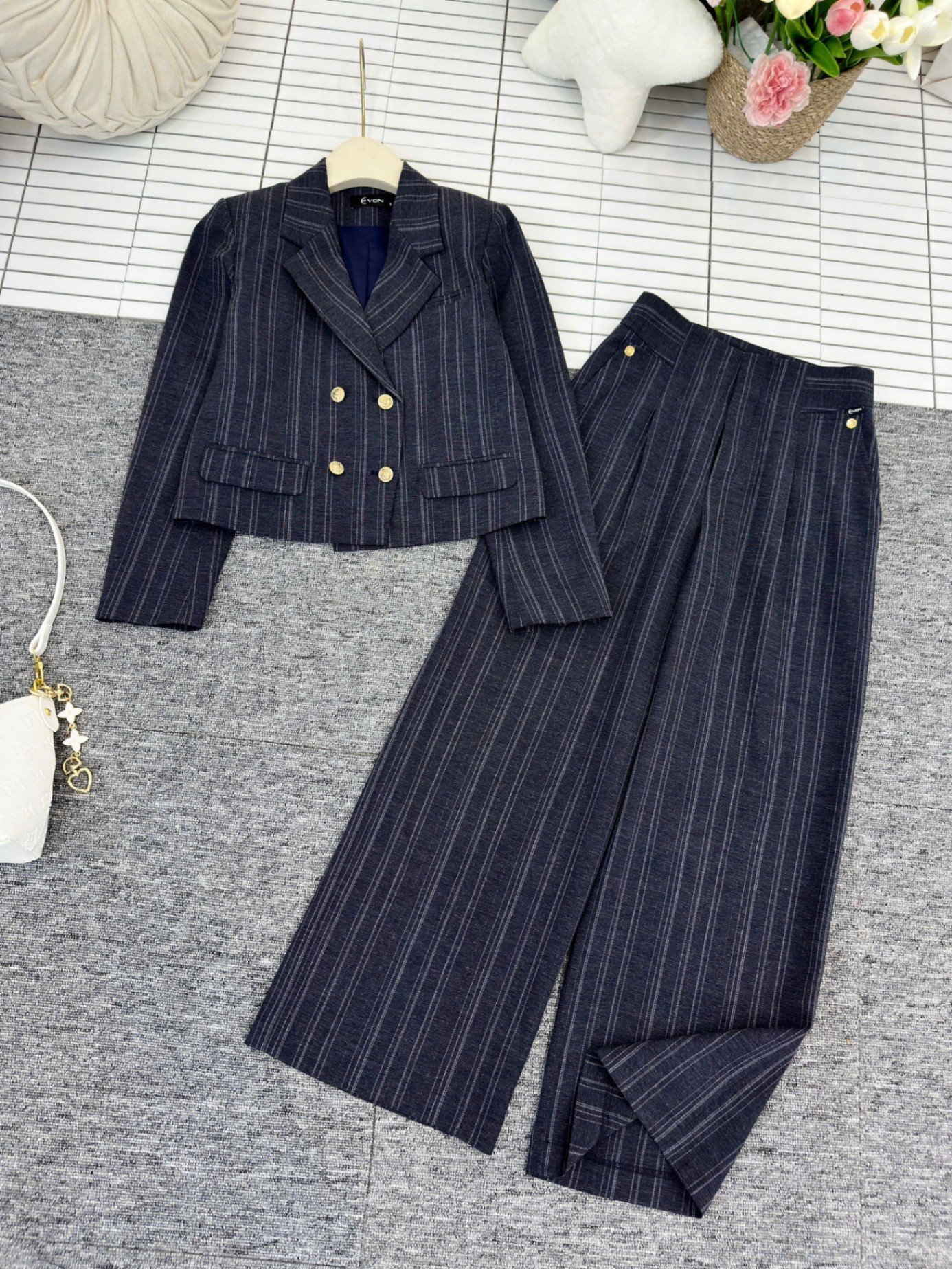 SV5 Set vest kẻ quần xuông
