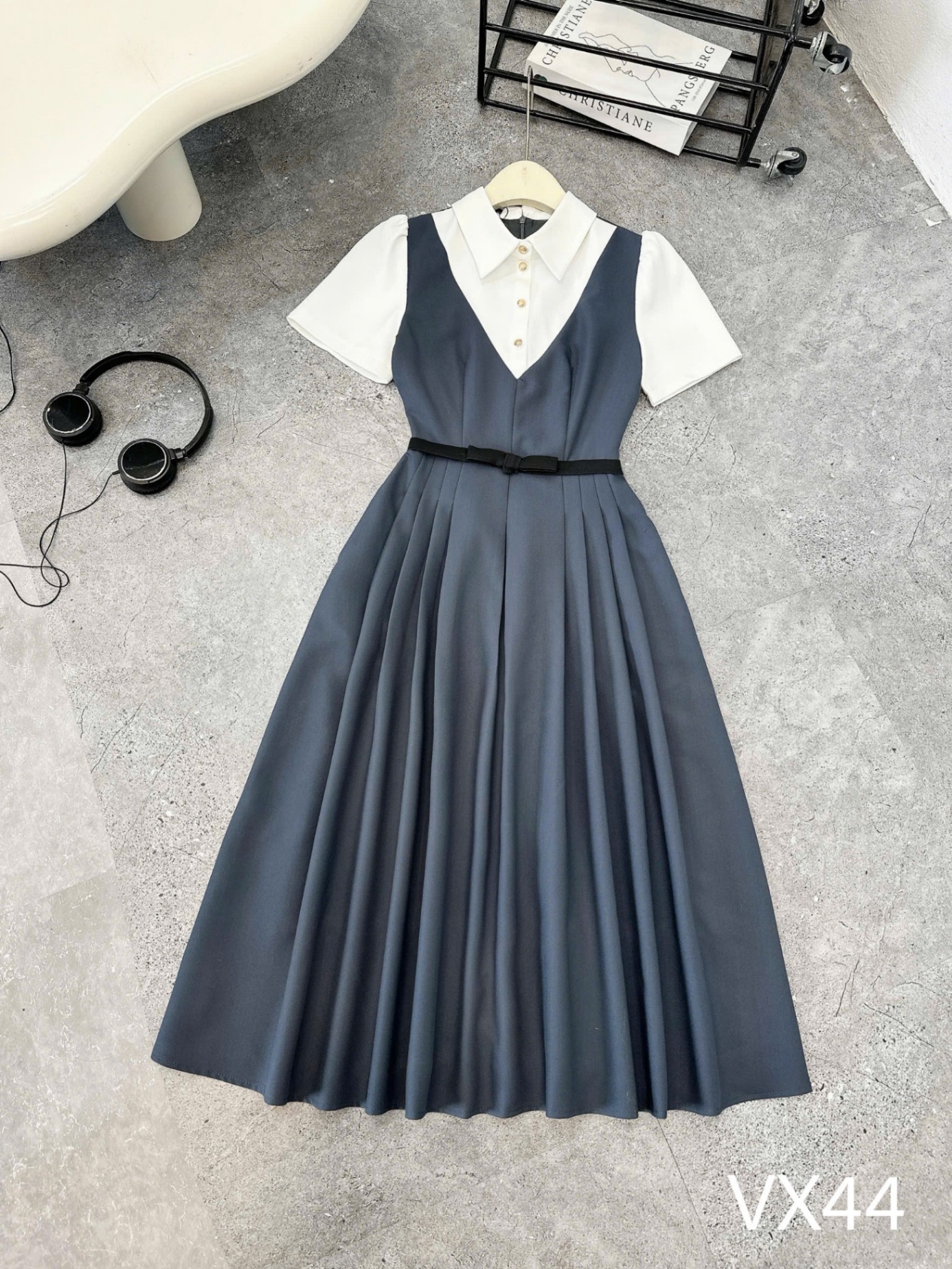 VX44 Váy phối yếm