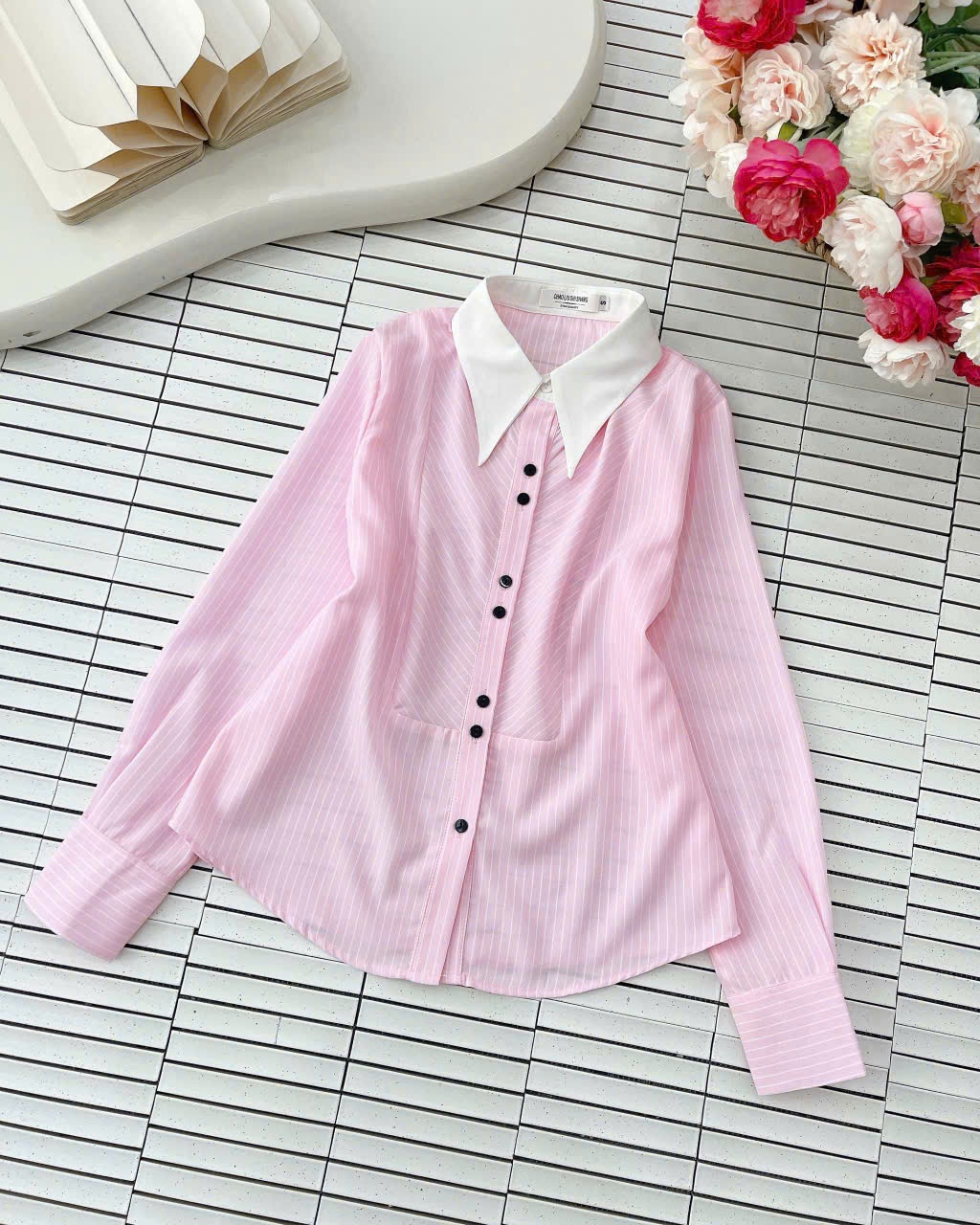 A408 Áo sơ mi kẻ tay dài cổ nhọn