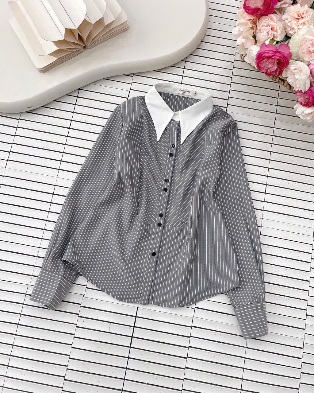 A408 Áo sơ mi kẻ tay dài cổ nhọn