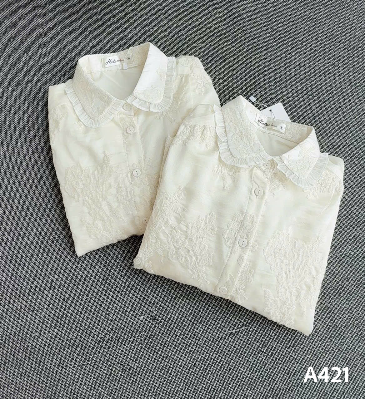 A421 Áo ren dài tay cổ bèo