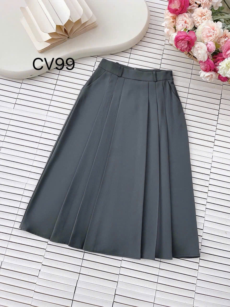 CV99 Chân váy xòe xếp ly dài 83cm