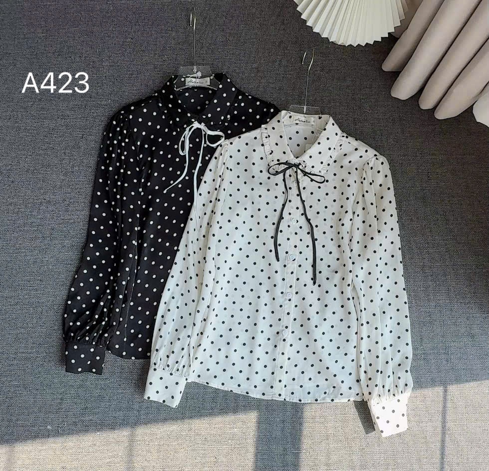 A423 áo chấm bi cổ đức bèo