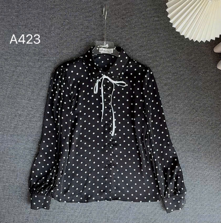 A423 áo chấm bi cổ đức bèo