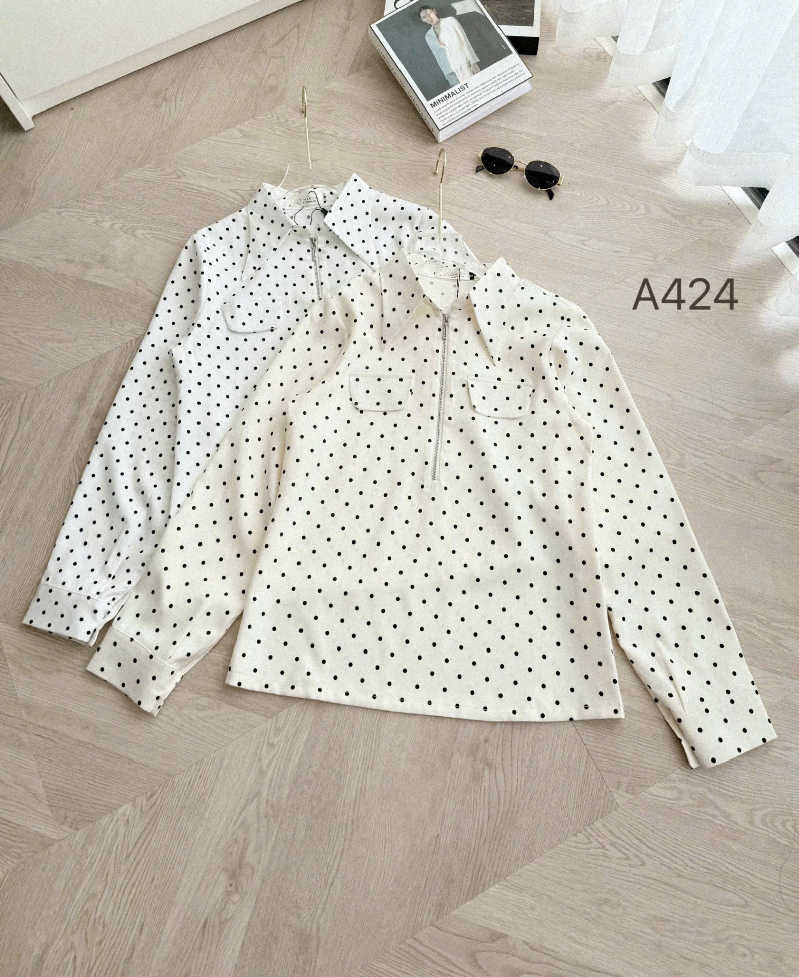A424 áo chấm bi khóa ngực