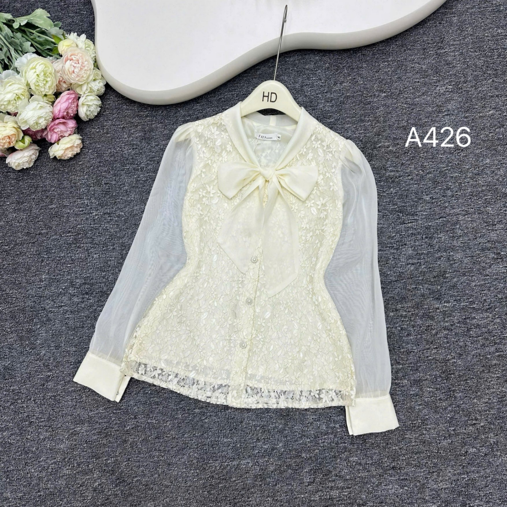 A426 áo ren cổ nơ