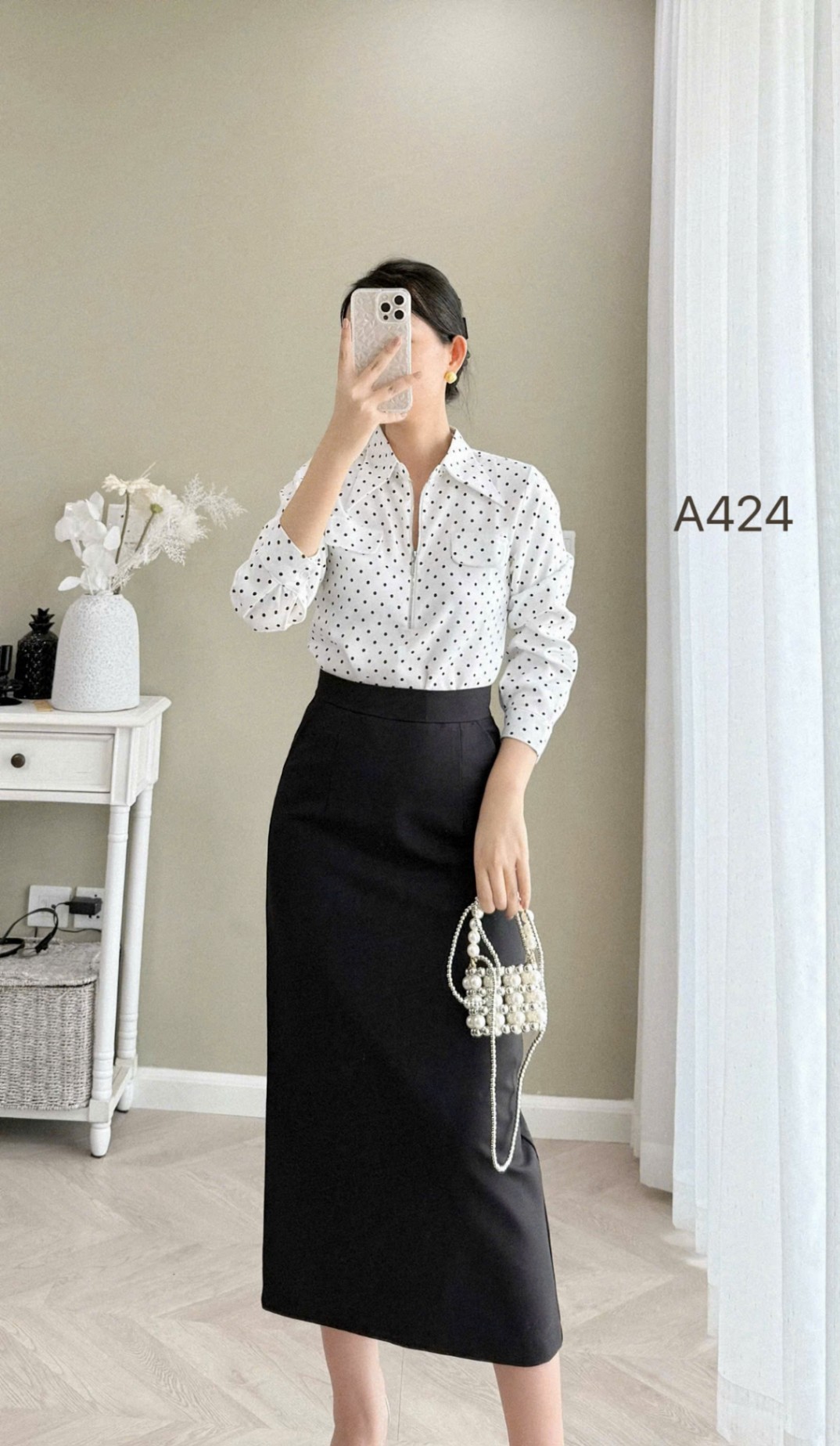 A424 áo chấm bi khóa ngực