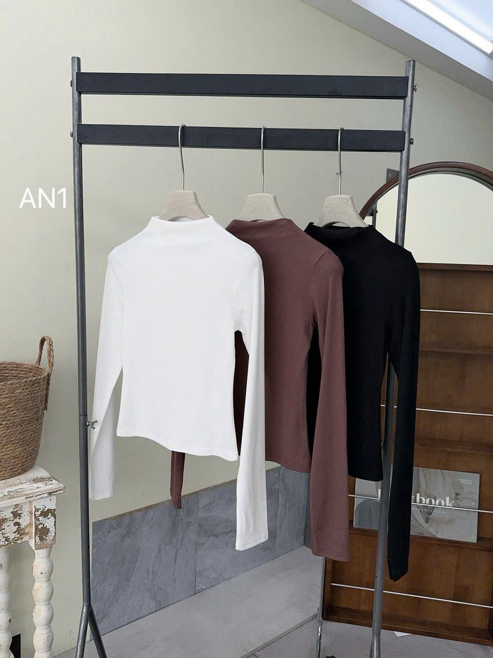 AN1 Áo giữ nhiệt cổ 3 phân tay dài