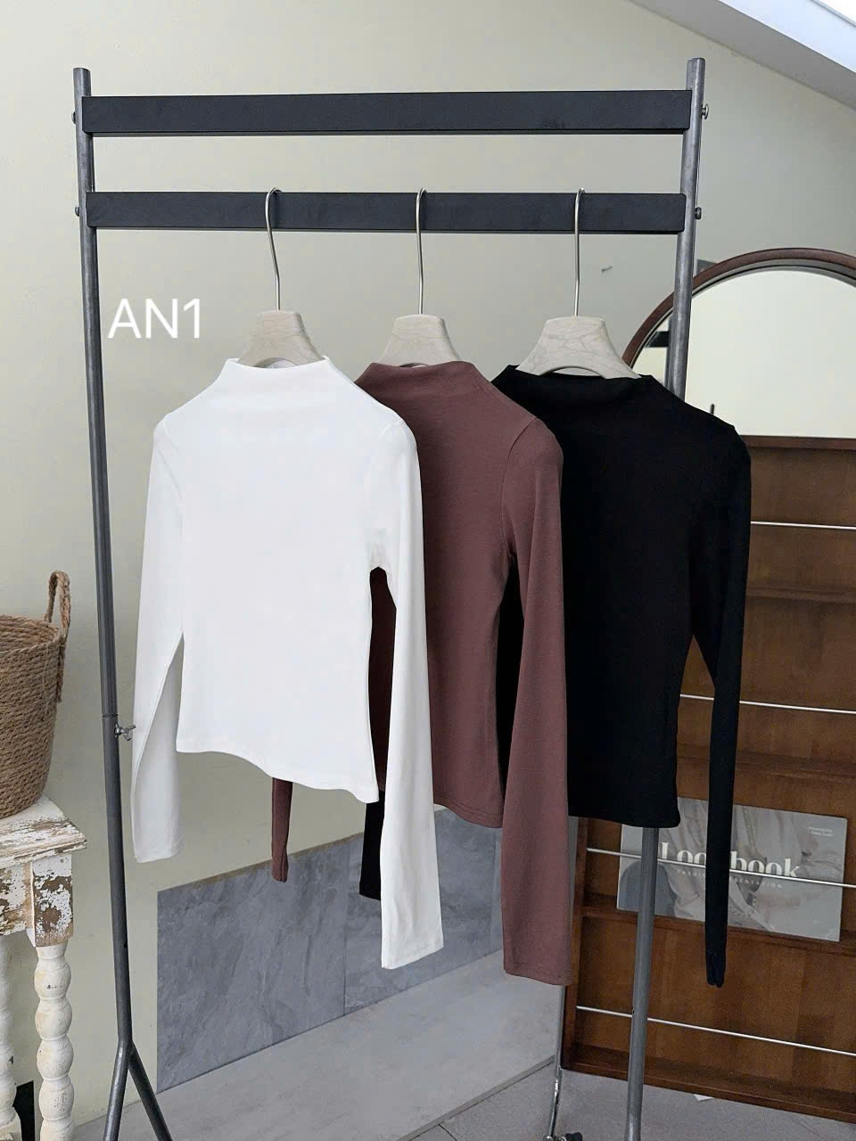 AN1 Áo giữ nhiệt cổ 3 phân tay dài