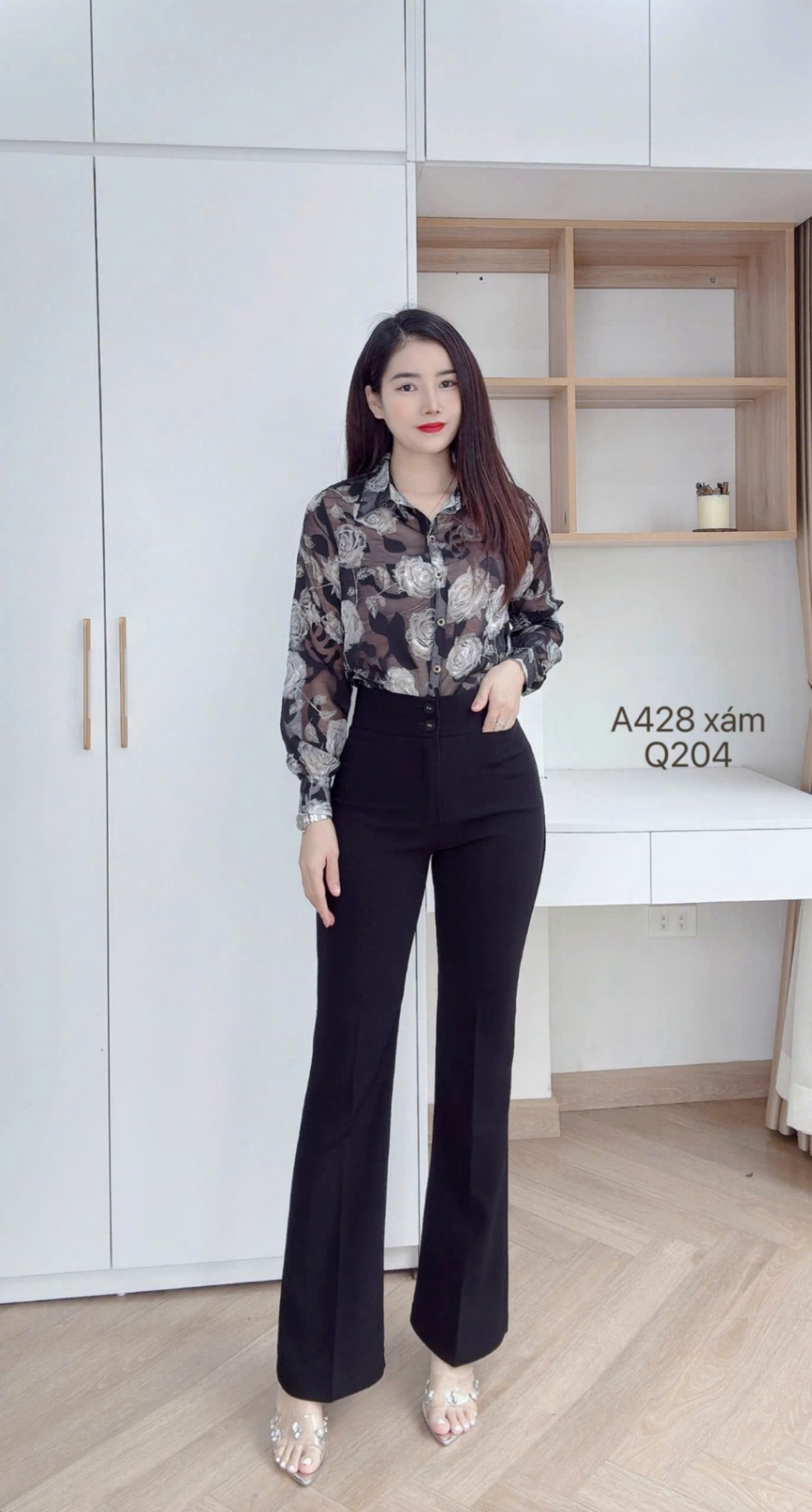 Q204 quần loe 2 cúc bọc