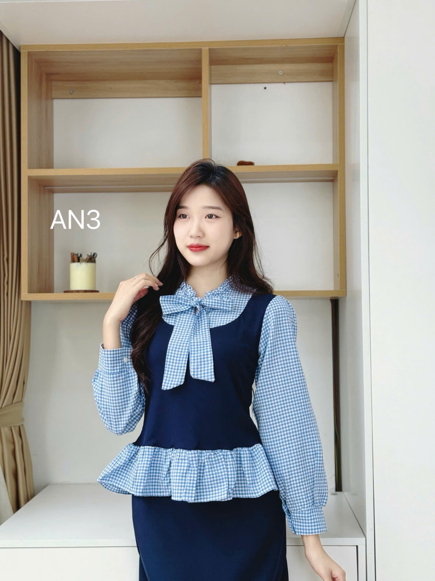 AN3 áo kẻ nơ cổ thân yếm