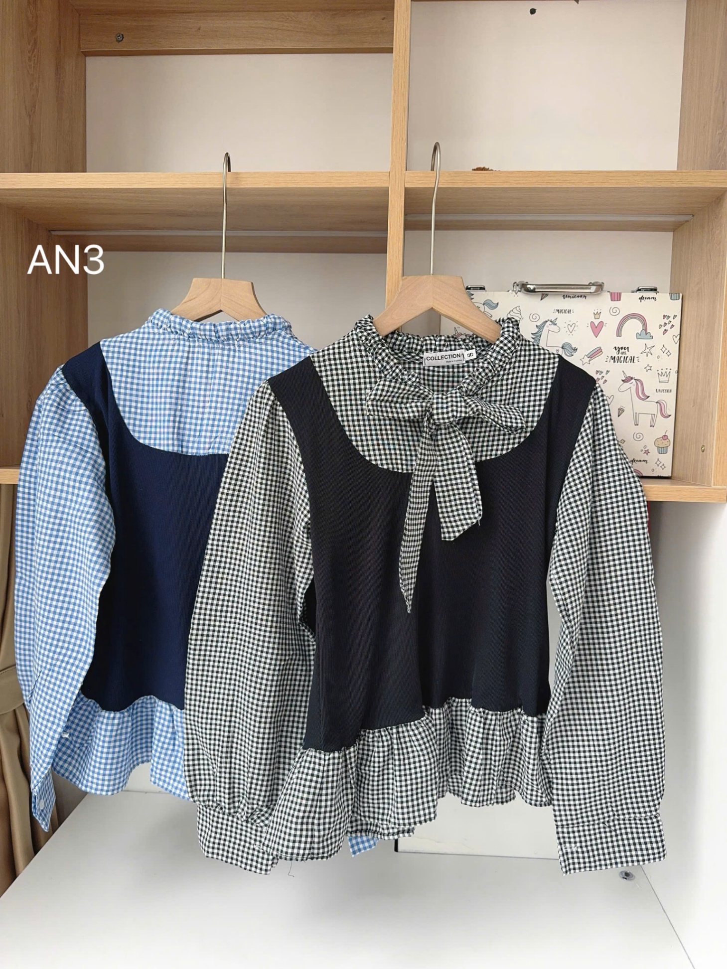 AN3 áo kẻ nơ cổ thân yếm