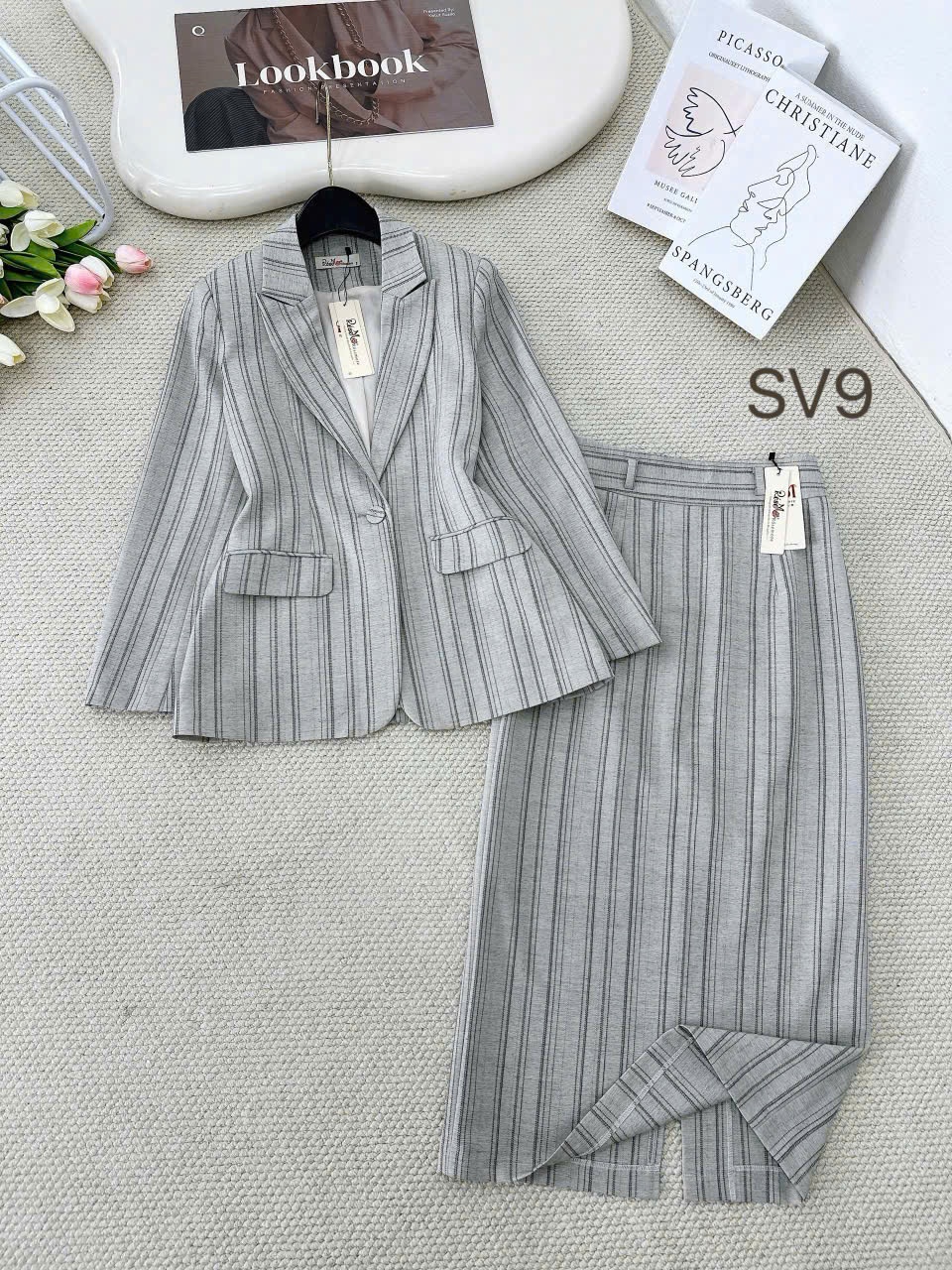 SV9 set vest kẻ chân váy