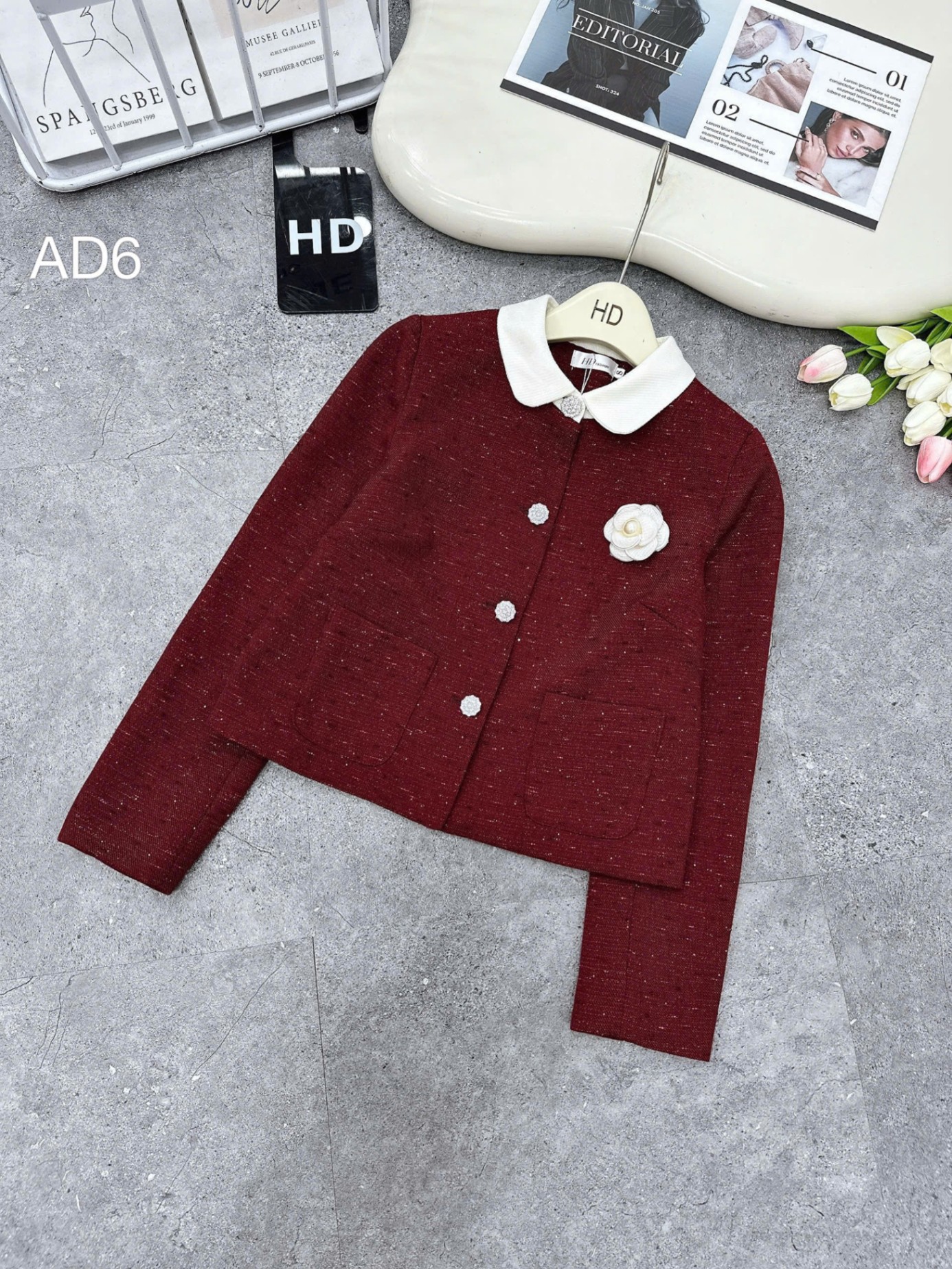 AD6 áo dạ hoa trà cổ trắng