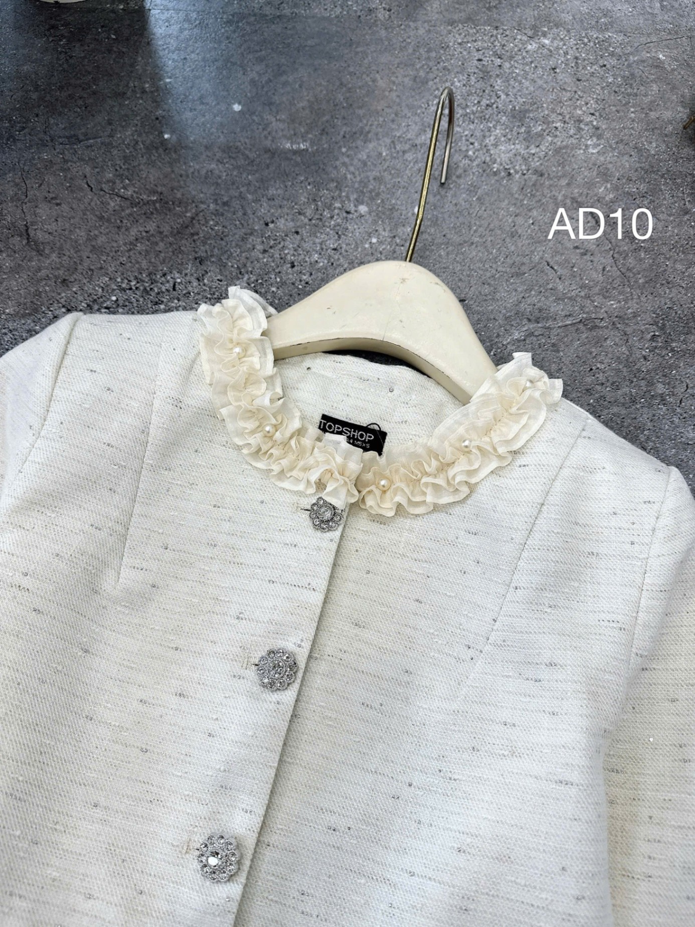 AD10 áo dạ viền cổ bèo