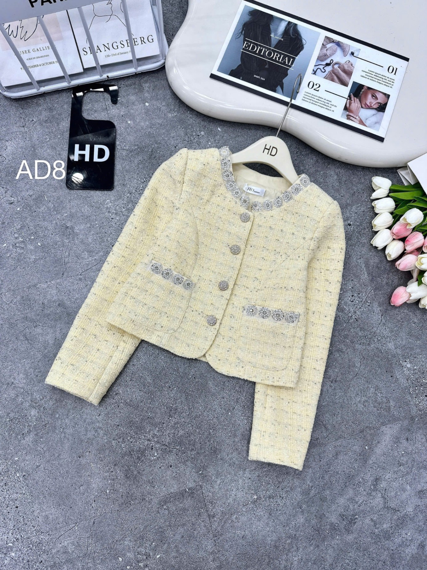 AD8 áo dạ viền cườm đá