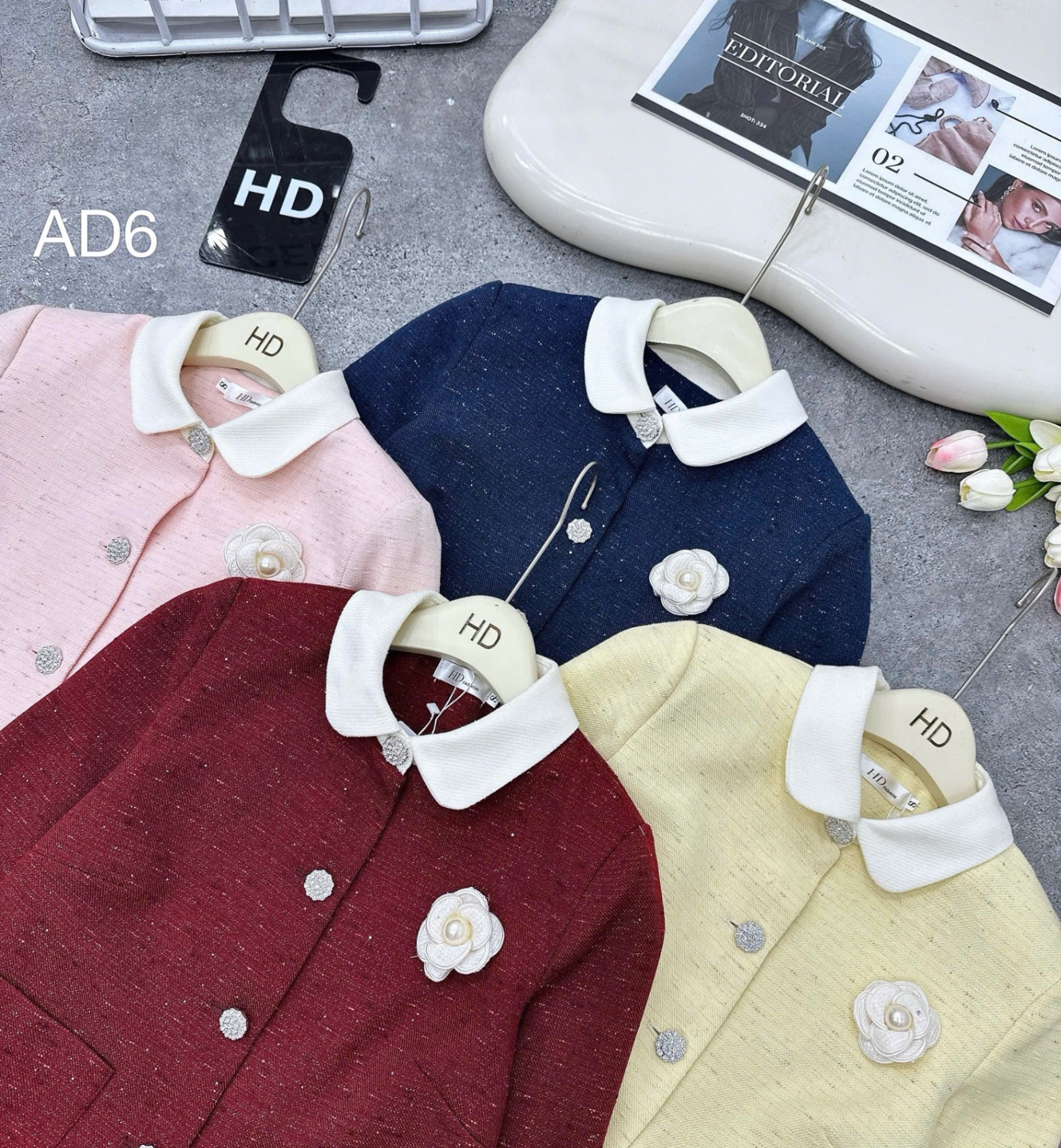 AD6 áo dạ hoa trà cổ trắng