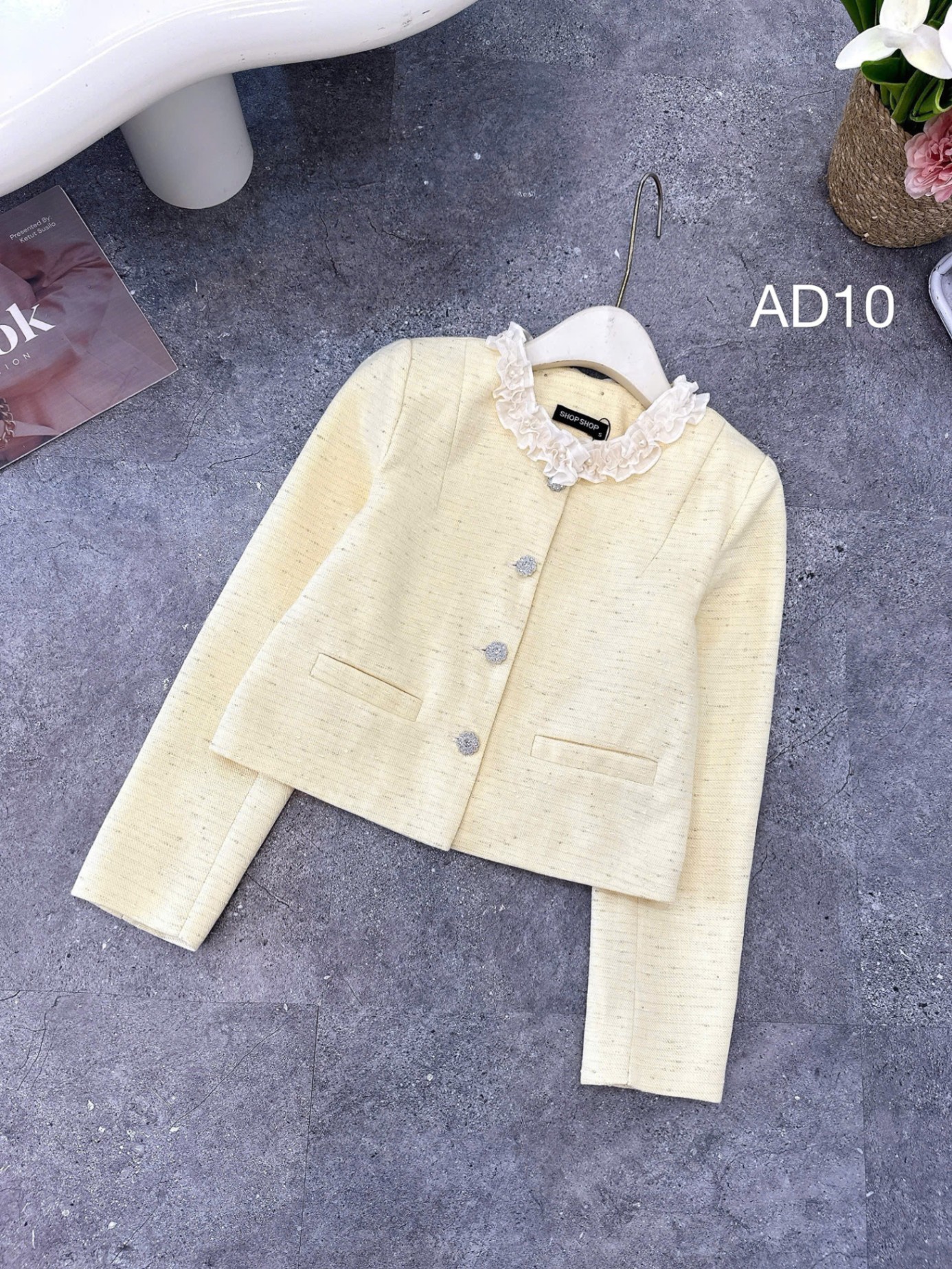 AD10 áo dạ viền cổ bèo