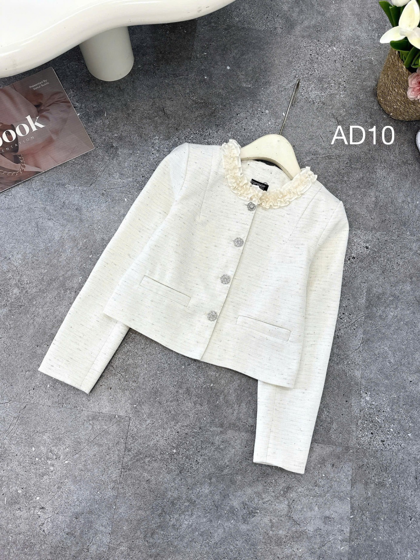 AD10 áo dạ viền cổ bèo