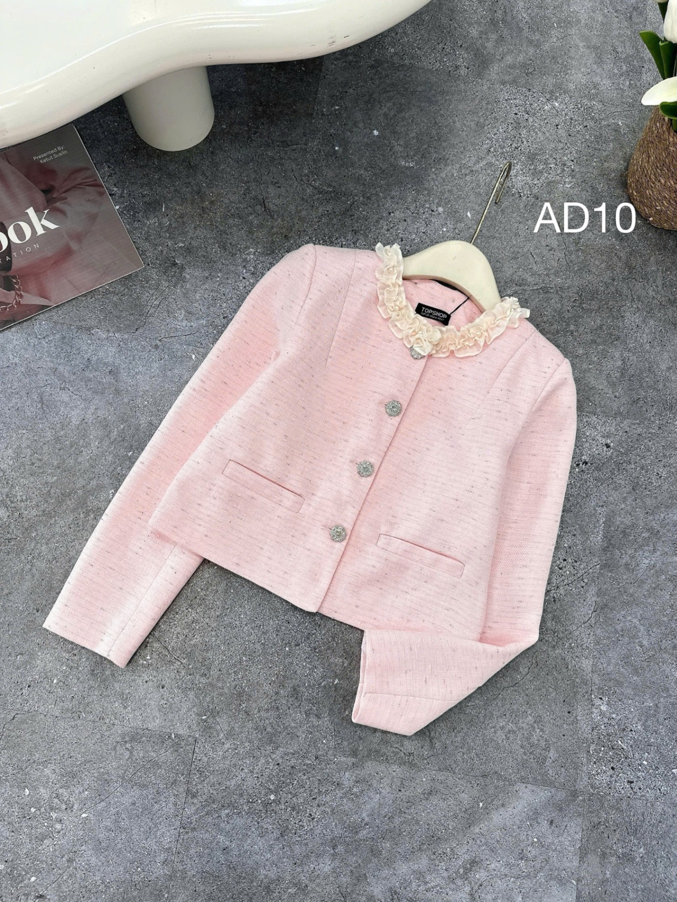 AD10 áo dạ viền cổ bèo