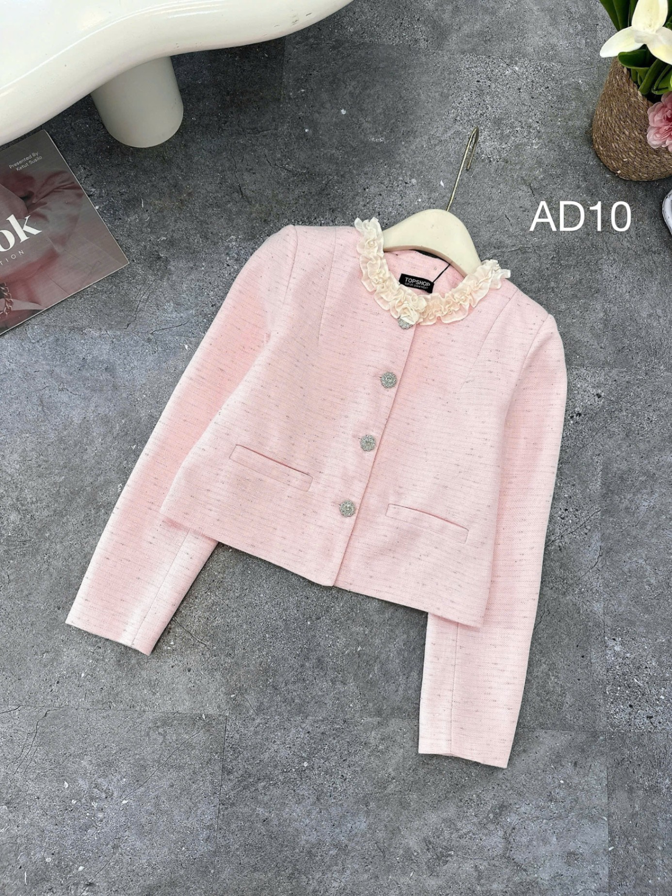 AD10 áo dạ viền cổ bèo
