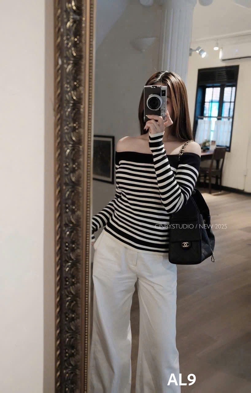 AL9 Áo len kẻ trễ vai