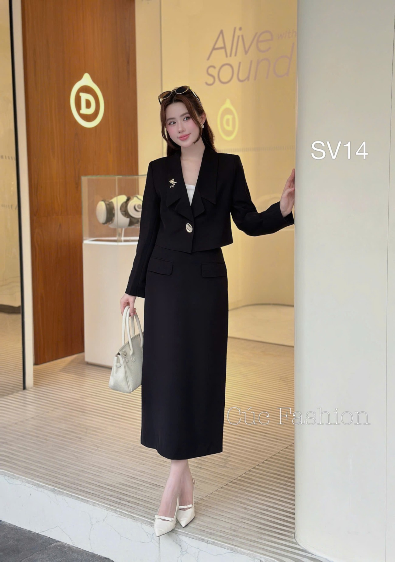 SV14 Sét vest cổ xẻ khuy trứng