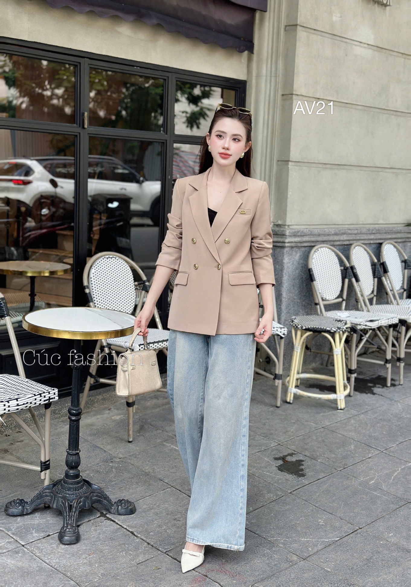 AV21 Áo vest túi cơi chữ V