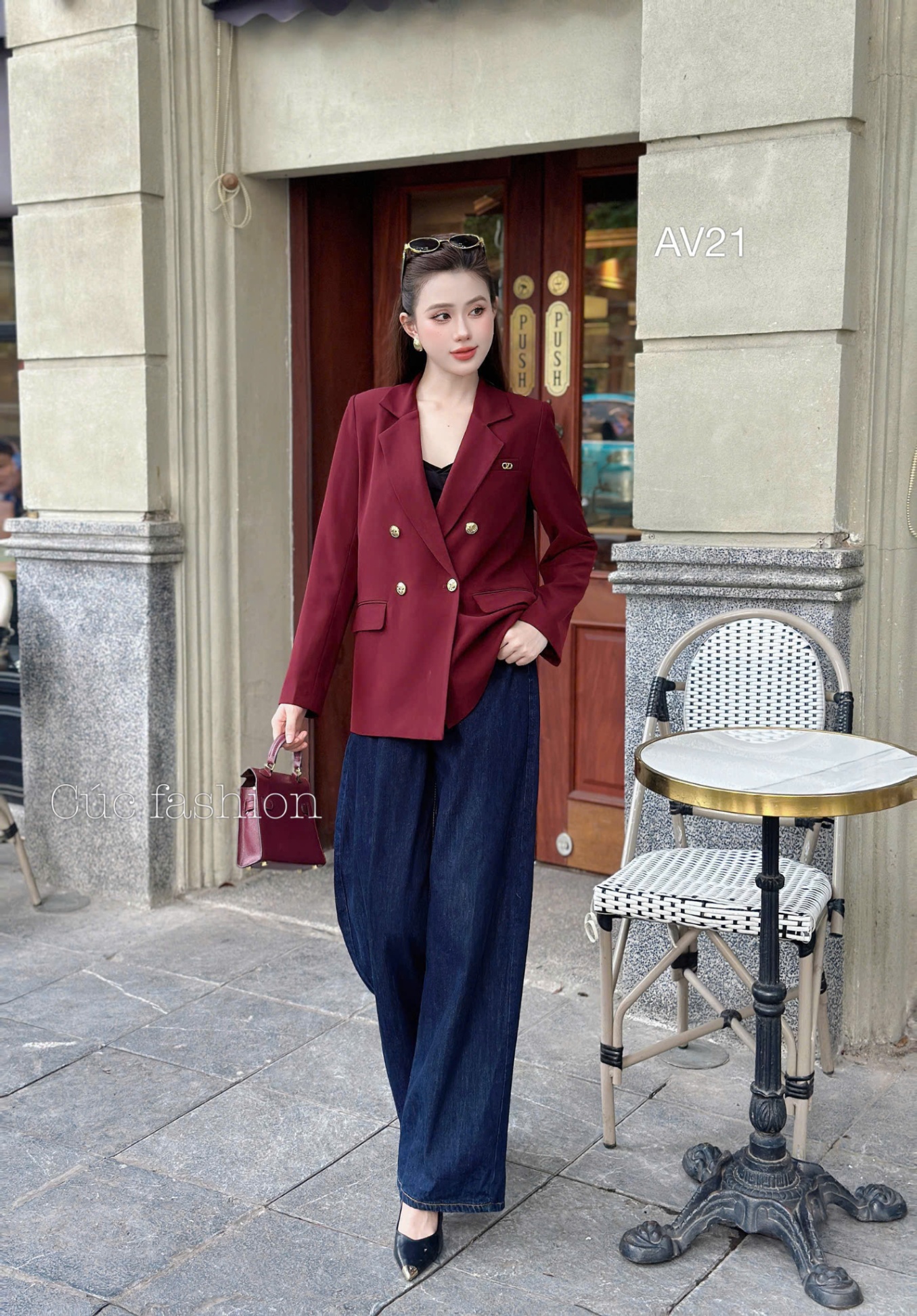 AV21 Áo vest túi cơi chữ V